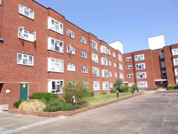 1 Bedroom Flat